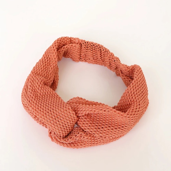 NWT🎀Mesh Knotted Headband final price - Picture 2 of 3